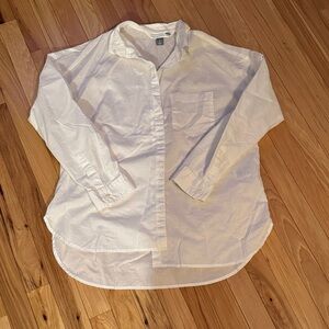 Old Navy Women's White Button Down Shirt